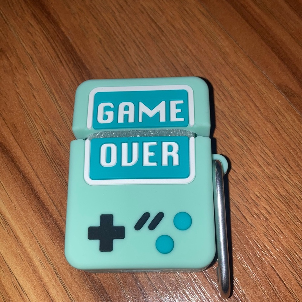 FINAL DROP🚨 NWT apple iPod case game over retro vibes y2k 00 90s vibes